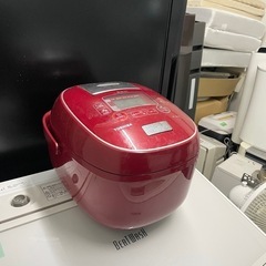 配送可能　保証付き 東芝　RC-10VRN炊飯器 シャインレッド [5.5合 /IH]の画像