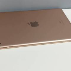 【Wi-Fiモデル】iPad 第6世代/A1893/32GB〈MRJN2J/A〉の画像