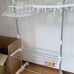 物干しラックの画像