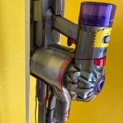 dyson v8 slim fluffy extraの画像