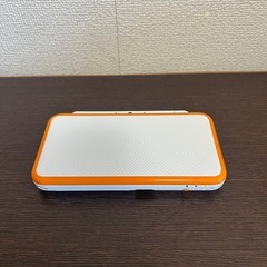 ニンテンドー2DS LLの画像