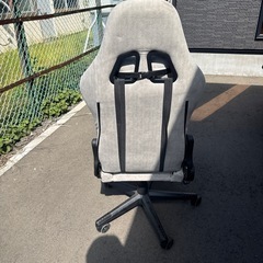 ゲーミングチェアの画像