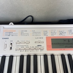 カシオ 電子ピアノ　電子キーボード61標準鍵 光ナビゲーションキーボード LK-123の画像