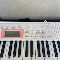 カシオ 電子ピアノ　電子キーボード61標準鍵 光ナビゲーションキーボード LK-123の画像