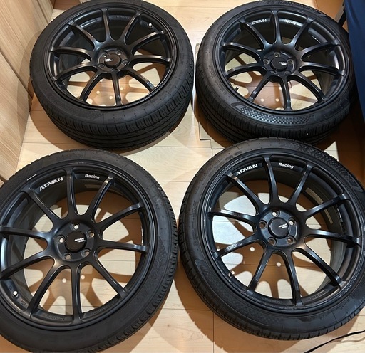 ADVAN Racing RS3 18インチ 8.5J PCD100 5H ブラック 4本セット