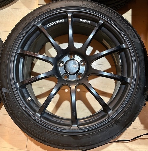 ADVAN Racing RS3 18インチ 8.5J PCD100 5H ブラック 4本セット