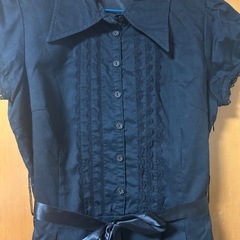 大きいサイズ　黒色 半袖ワンピース リボン付きの画像