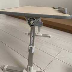 デスク上スタンドの画像