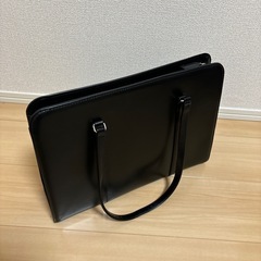 黒　ビジネスバッグの画像