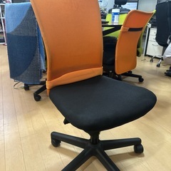 無料　オフィス椅子の画像