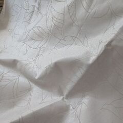 ニトリ遮光カーテン 100x180cm 2枚組の画像