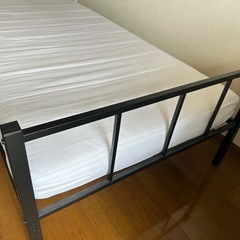 ニトリパイプベッド　シングルの画像