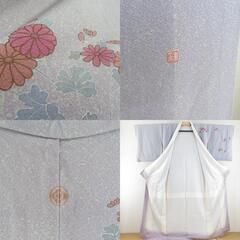 訪問着 たたき染め 菊文様 紫色 袷 広衿 作家物 落款付 正絹 一つ紋 木瓜紋 仕立て上がり着物 身丈158cm【中古】の画像