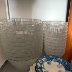 ガラスお碗セットの画像