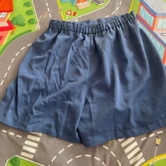 GU グレー ショートパンツの画像