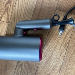 ヘアドライヤーの画像