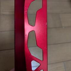 車用　フロントナンバーステー　赤　角度調節可能の画像