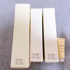 ルクエ ダブルクレンジングクリーム＆ルクエマッサージングパック 80g2本＆おまけクリームの画像