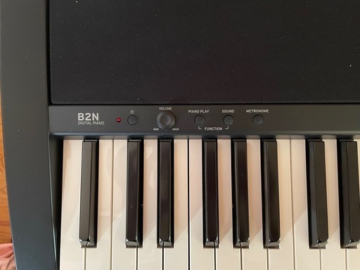 【値下げしました！】電子ピアノ　KORG B2N スタンド付 