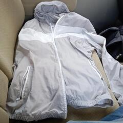 安物の空調ファン付き長袖作業服の画像