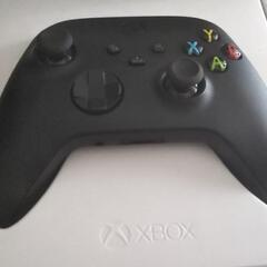 Xbox ワイヤレスコントローラー(PC、有線対応)の画像