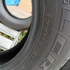 JB64ジムニー用純正タイヤ４本の画像
