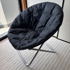 おかげさまで決まりました！　未使用品　折り畳みチェアーの画像