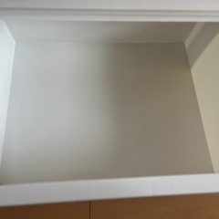 洋服収納棚の画像