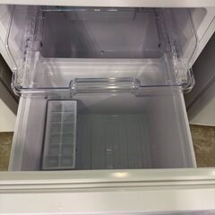 ジャングルジャングル貝塚店　冷蔵庫　シャープ　SJ-15E4　2024年製　高年式　冷凍　SHARP　152L　1人暮らし　6ヶ月保証　美品　便利　引越し　安い　新生活　貝塚　二色浜　クリーニング済みの画像
