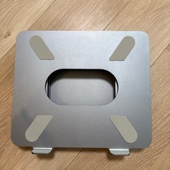 ノートパソコンスタンド の画像