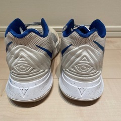 NIKE カイリーⅢ バスケットボール シューズ　28cmの画像