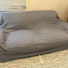 本日終了❣️IKEA三人掛けソファ、カバー付きの画像