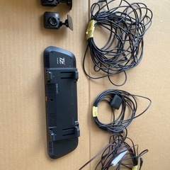 トヨタ純正オプション ミラー型ドライブレコーダー 前後カメラの画像