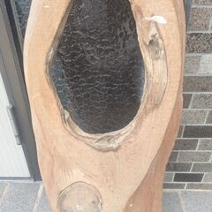 天然木のくり抜きオブジェの画像
