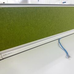 ≪値下げ相談OK！≫オフィスデスク  ITOKI 片袖机 デスクパネル付きの画像
