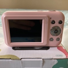 【新品未使用】ピンク コンパクトデジタルカメラ 44.0MP 16倍ズームの画像