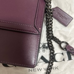 COACH パープル ショルダーバッグの画像