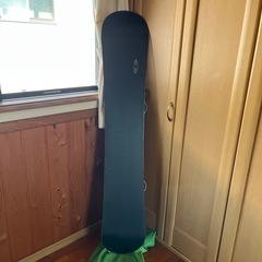 【収納袋つき】SALOMON スノーボード　157㎝　板　ビンディング付き　リッシュコード付き　赤　シンプルの画像