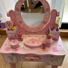 女の子用ミニドレッサーの画像
