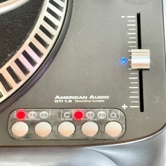 American Audio DTI 1.8 ダイレクトドライブターンテーブルの画像