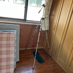 【収納袋つき】水準器つき三脚　STEINZEISER SZ-16  カメラ　水平器つき　伸縮　コンパクトの画像