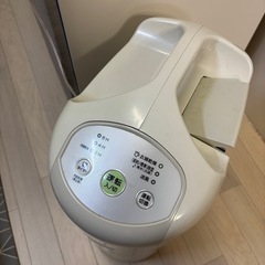 コロナ除湿機と電動ウォーカーのセットの画像