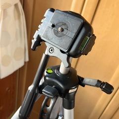 【収納袋つき】水準器つき三脚　STEINZEISER SZ-16  カメラ　水平器つき　伸縮　コンパクトの画像