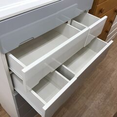 ★リユースのサカイ春日部店★KJ11669  ハイチェスト ホワイト H137×W88×D42 クリーニング済みの画像