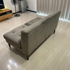 クラッシュゲート　ソファ　2人掛け　2.5人掛け　カフェの画像