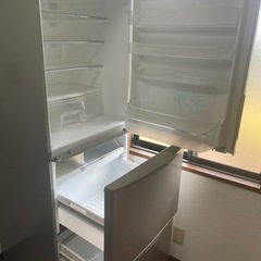 冷蔵庫の画像