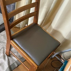 パソコンデスク移動式引越のためお譲りイスもセットでお付け可能です現地引取お届けエリアによって可能の画像