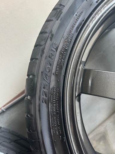 RAYS ボルクレーシング
TE37 SAGA S-plus