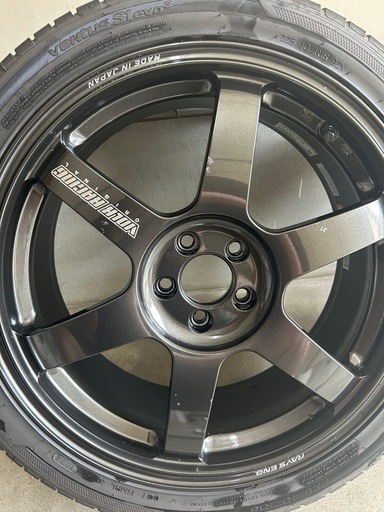 RAYS ボルクレーシング
TE37 SAGA S-plus