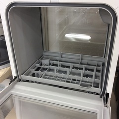 ジモティー見た！で5%OFF【食器洗い乾燥機】食洗機 Panasonic ﾊﾟﾅｿﾆｯｸ NP-TML1-W 1人用　2024年製：ライトグレーの画像